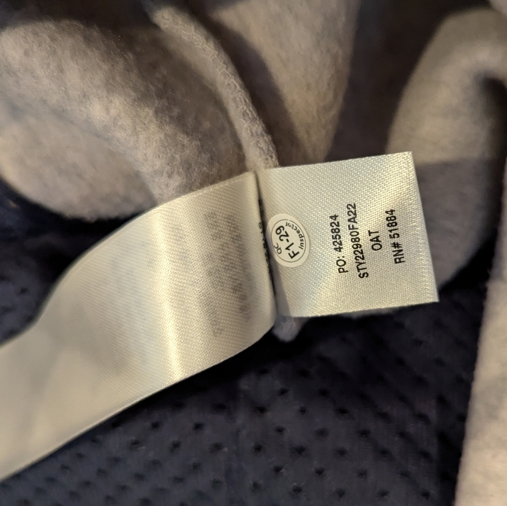 Patagonia Unisex Quarter-Zip Fleece Pullover - Picture 6 of 7